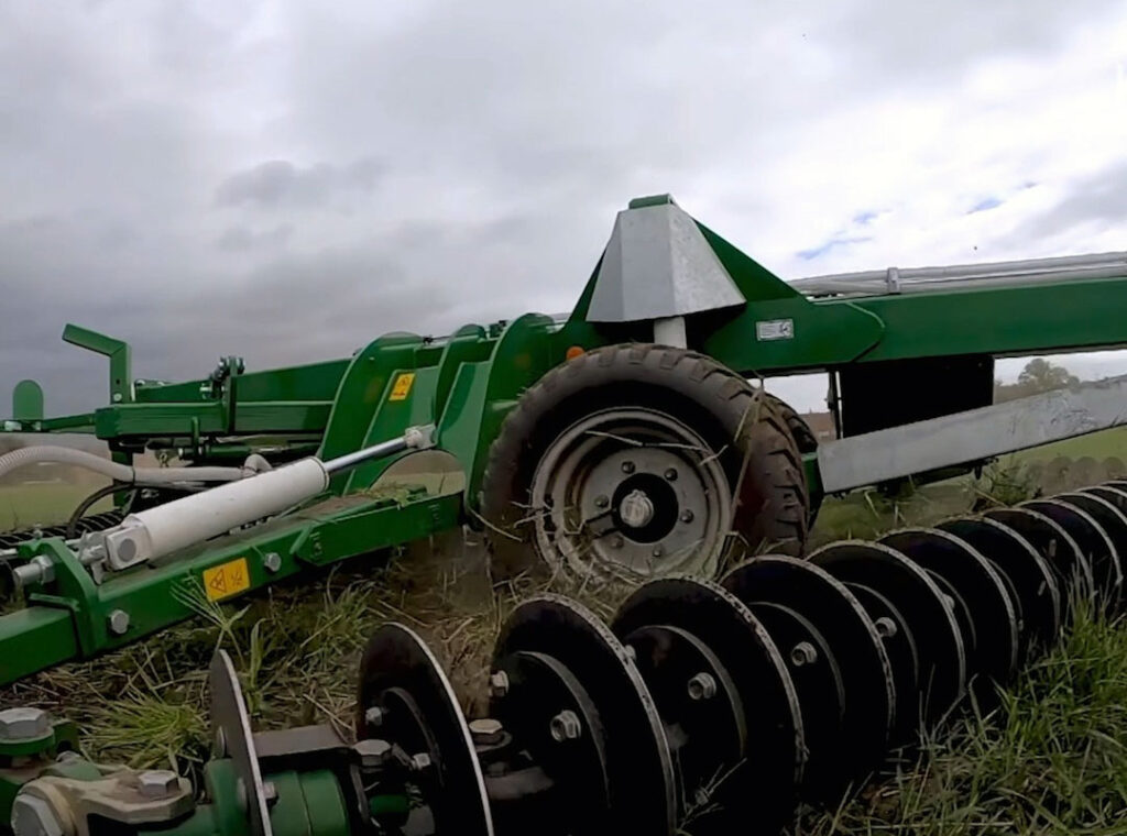 Kelly Chain disc implement working a Western Downs paddock for weed control, Southern Queensland.